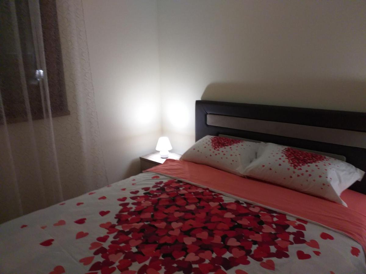Aphrodite Apartment Podgorica Ngoại thất bức ảnh